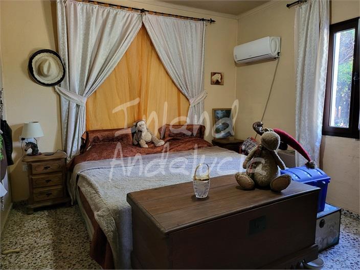 Villa for Sale in Isla Redonda - La Aceñuela
