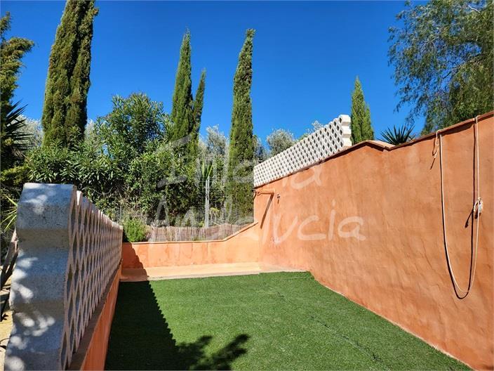 Villa for Sale in Isla Redonda - La Aceñuela

