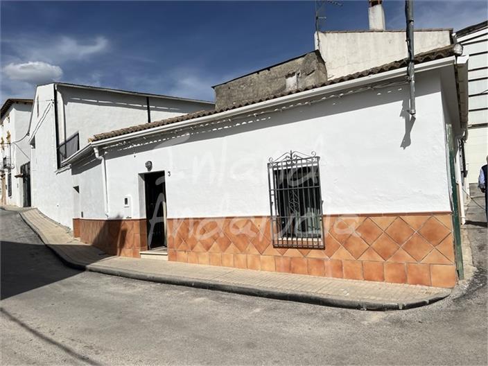 Chalet for Sale in Alcalá la Real