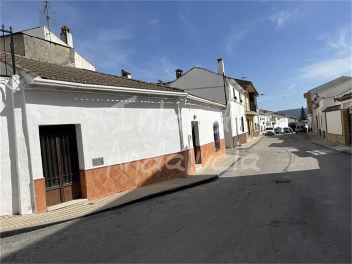 Chalet for Sale in Alcalá la Real