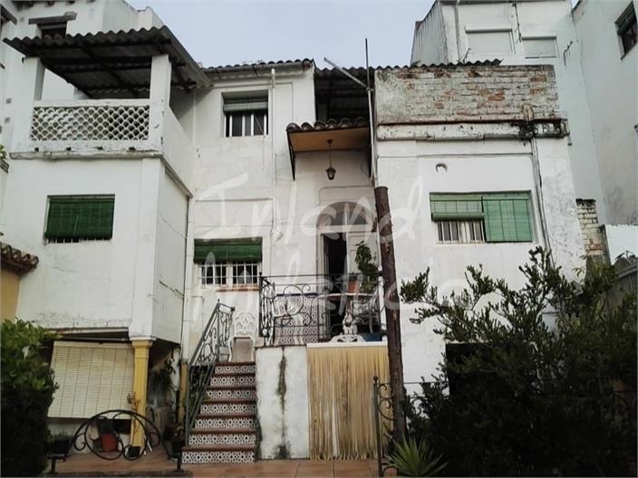 House for Sale in Loja