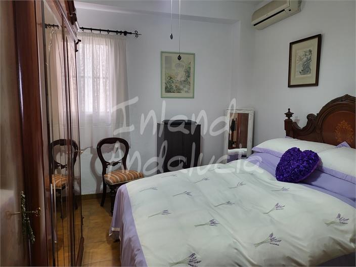 Villa for Sale in Lora de Estepa