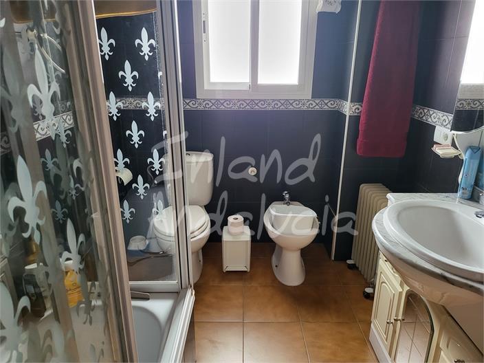 Villa for Sale in Lora de Estepa