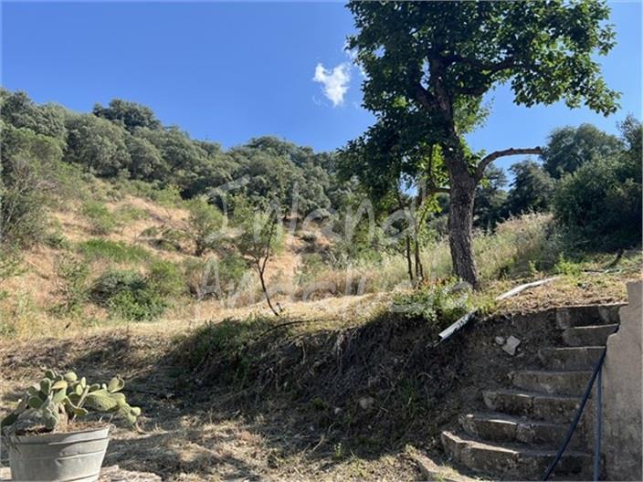 Villa en Venta en Montefrío