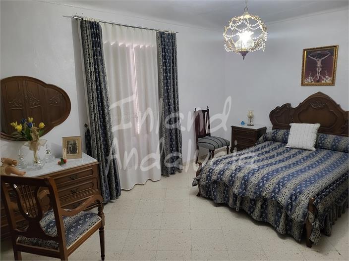 House for Sale in Monturque
