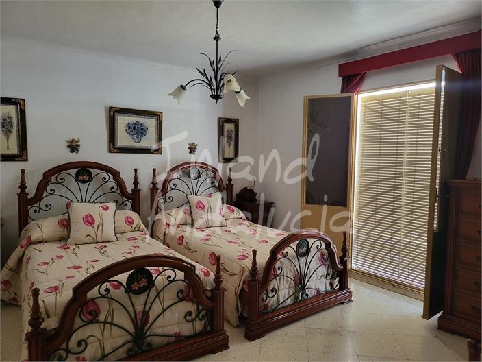 House for Sale in Monturque