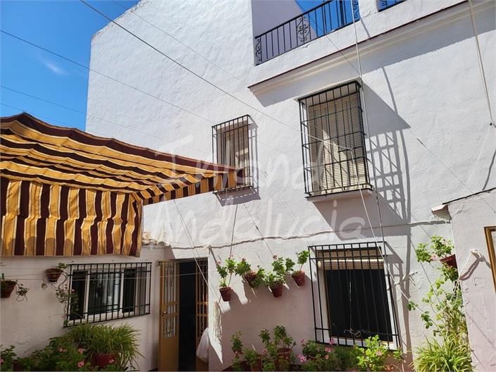 House for Sale in Monturque