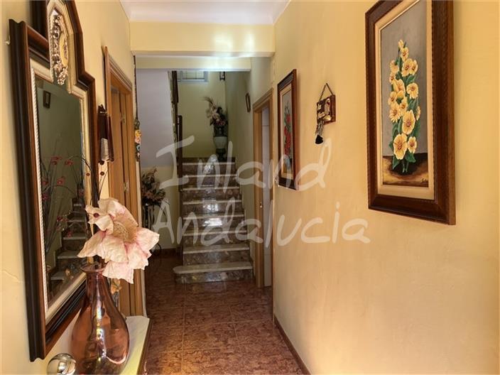 House for Sale in Castillo de Locubín
