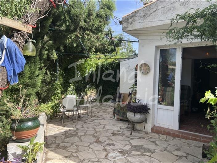 Villa for Sale in Castillo de Locubín