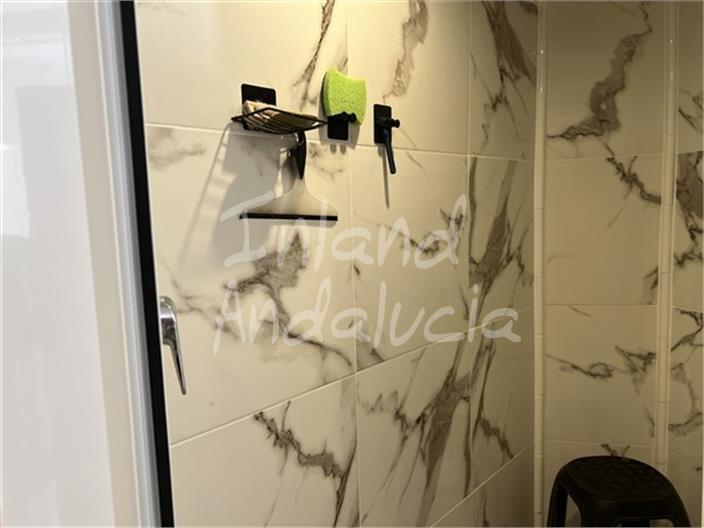 House for Sale in Castillo de Locubín
