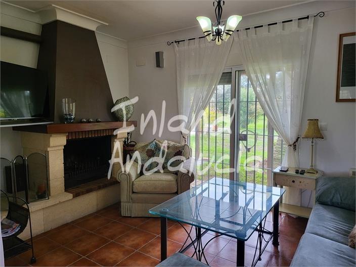 Villa for Sale in Marchena