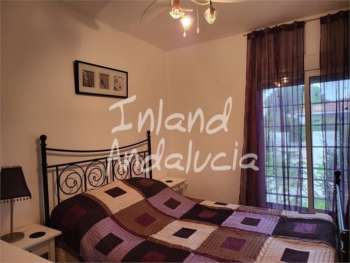 Villa for Sale in Marchena