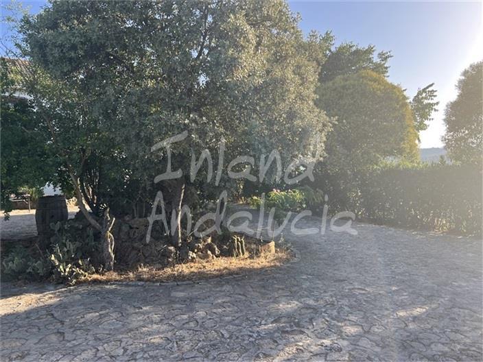 Villa for Sale in Alcalá la Real