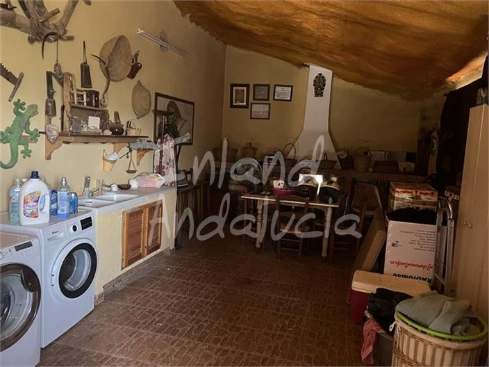 Villa for Sale in Alcalá la Real