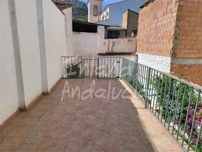House for Sale in Cuevas de San Marcos