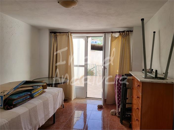 House for Sale in Cuevas de San Marcos