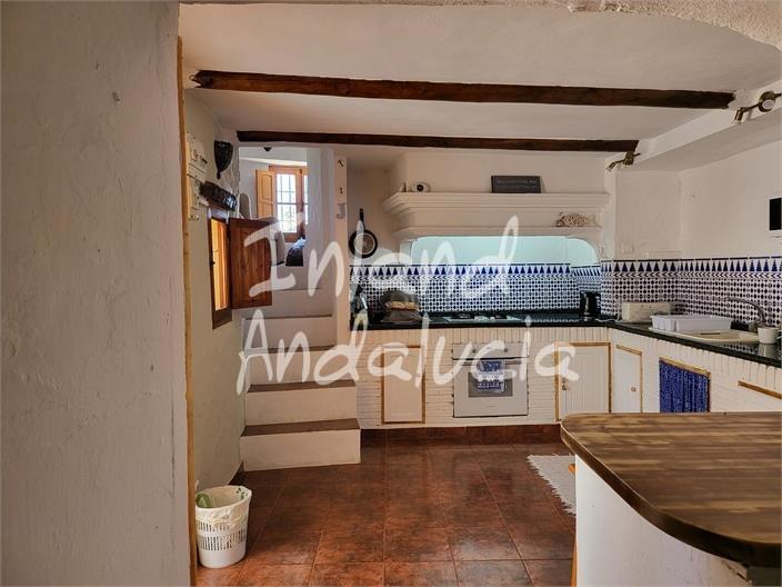 Villa for Sale in Villanueva de Algaidas
