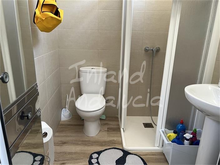 Villa for Sale in Castillo de Locubín