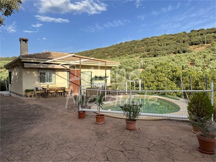 Chalet for Sale in Alcalá la Real