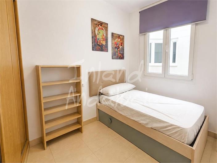 Apartment for Sale in Alcaucín