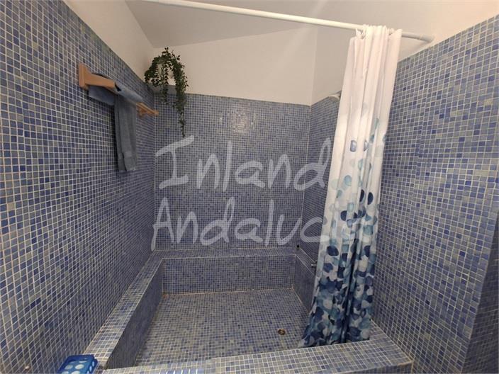 Apartment for Sale in Alcaucín
