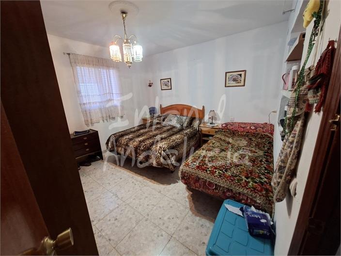 Chalet for Sale in Alcaucín