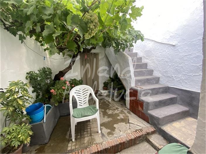 House for Sale in Alcaudete