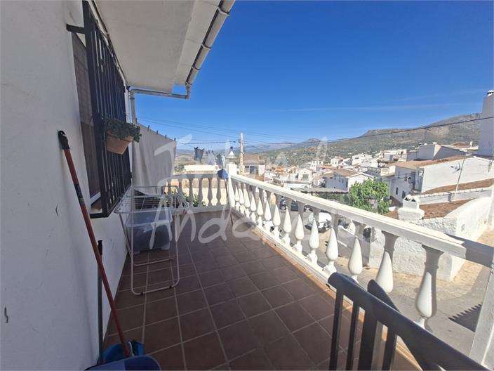 House for Sale in Alcaucín