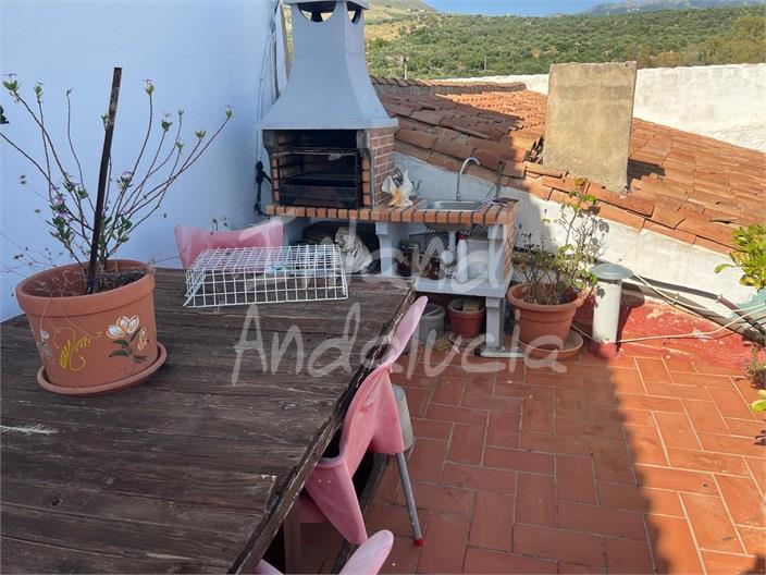 House for Sale in Periana