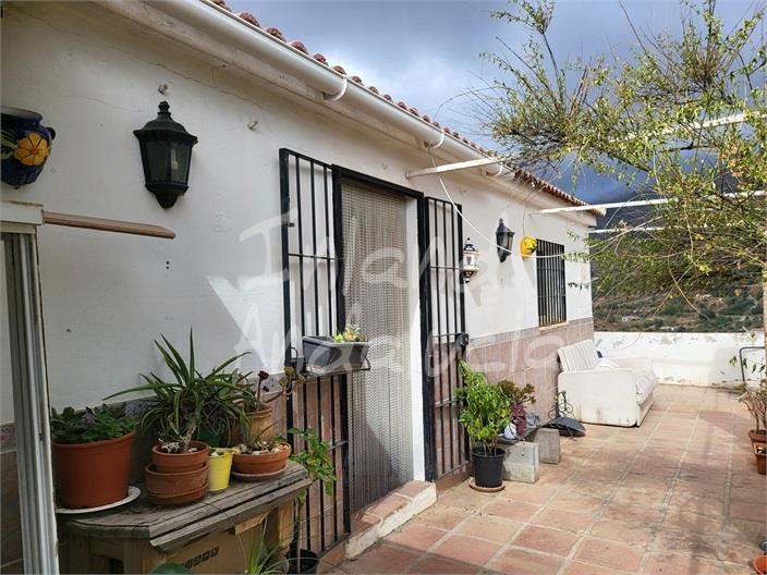 Villa for Sale in Sedella