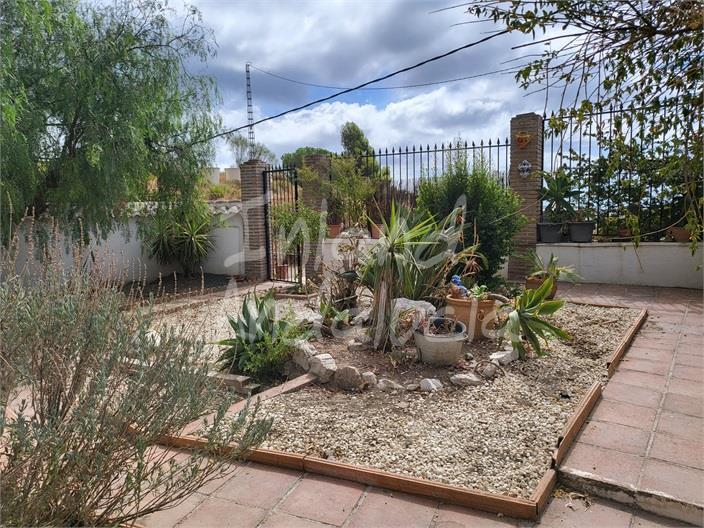 Villa for Sale in Sedella