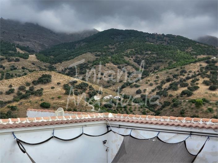 Villa for Sale in Sedella