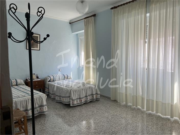 House for Sale in Castillo de Locubín