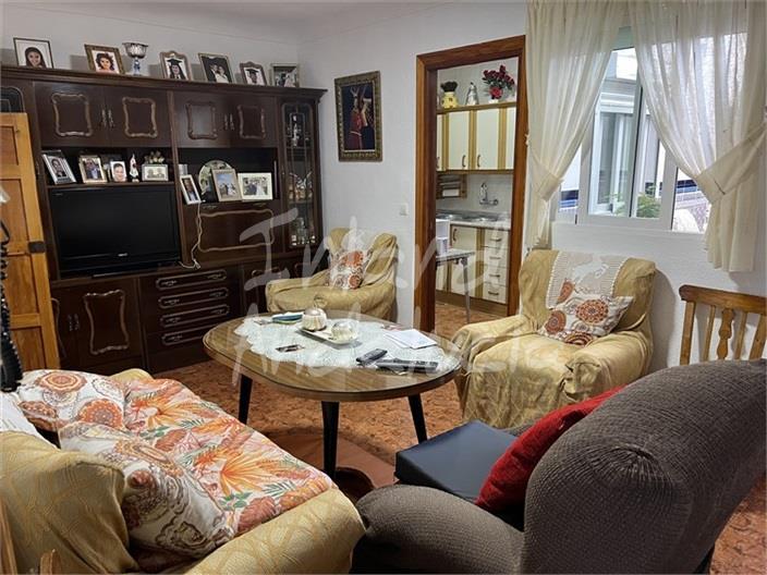 House for Sale in Castillo de Locubín