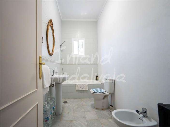 Villa for Sale in Marchena