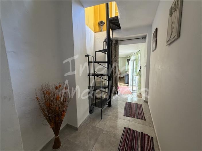 House for Sale in Montillana