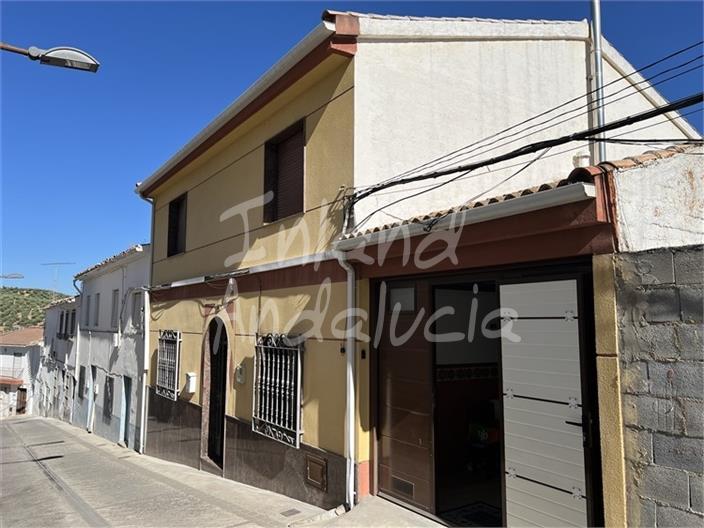 Casa en Venta en Castillo de Locubín