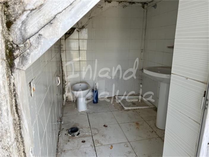 Villa en Venta en Montefrío