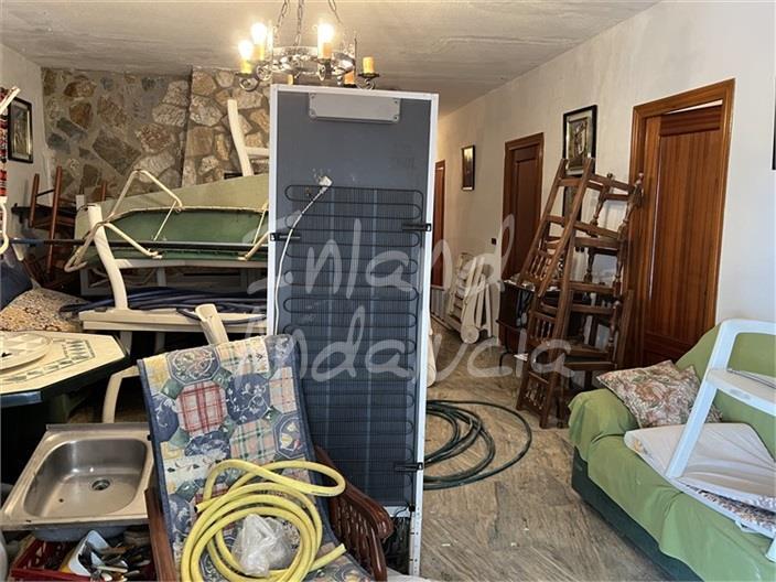 Villa en Venta en Montefrío