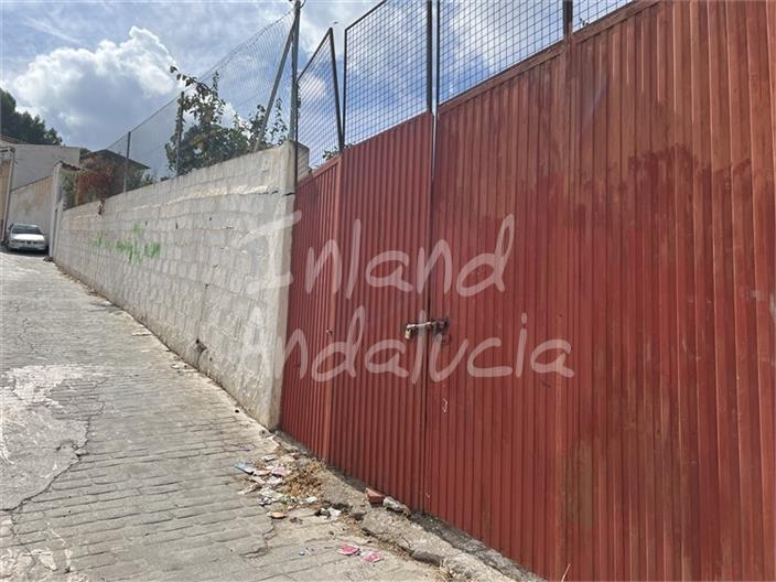 Villa en Venta en Montefrío