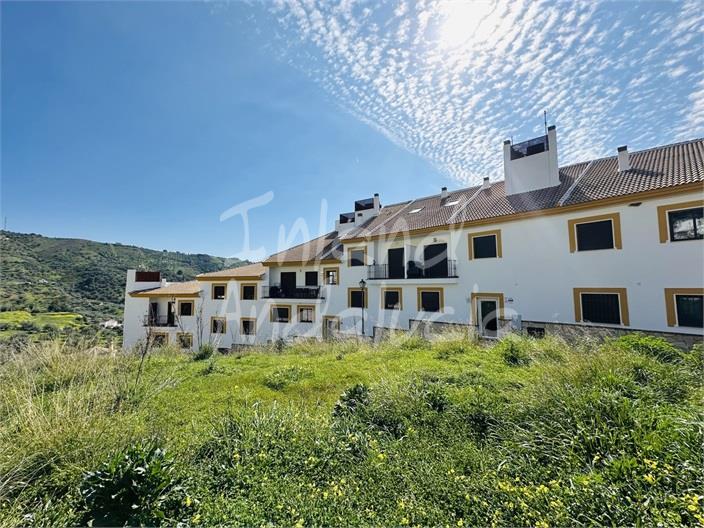 Apartment for Sale in Alcaucín