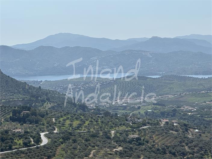 Apartment for Sale in Alcaucín