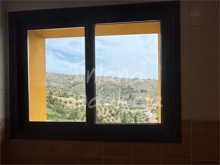 Apartamento en Venta en Alcaucín
