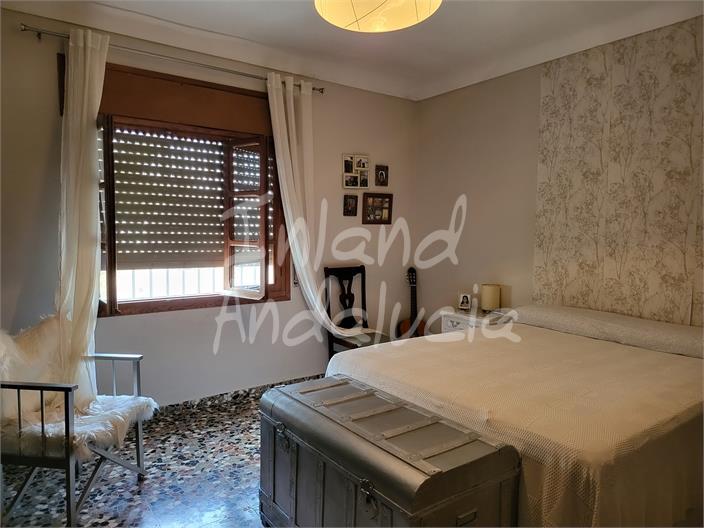 Villa for Sale in Fuente de Piedra
