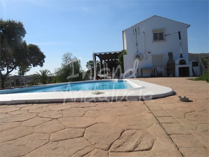 Chalet for Sale in Andújar