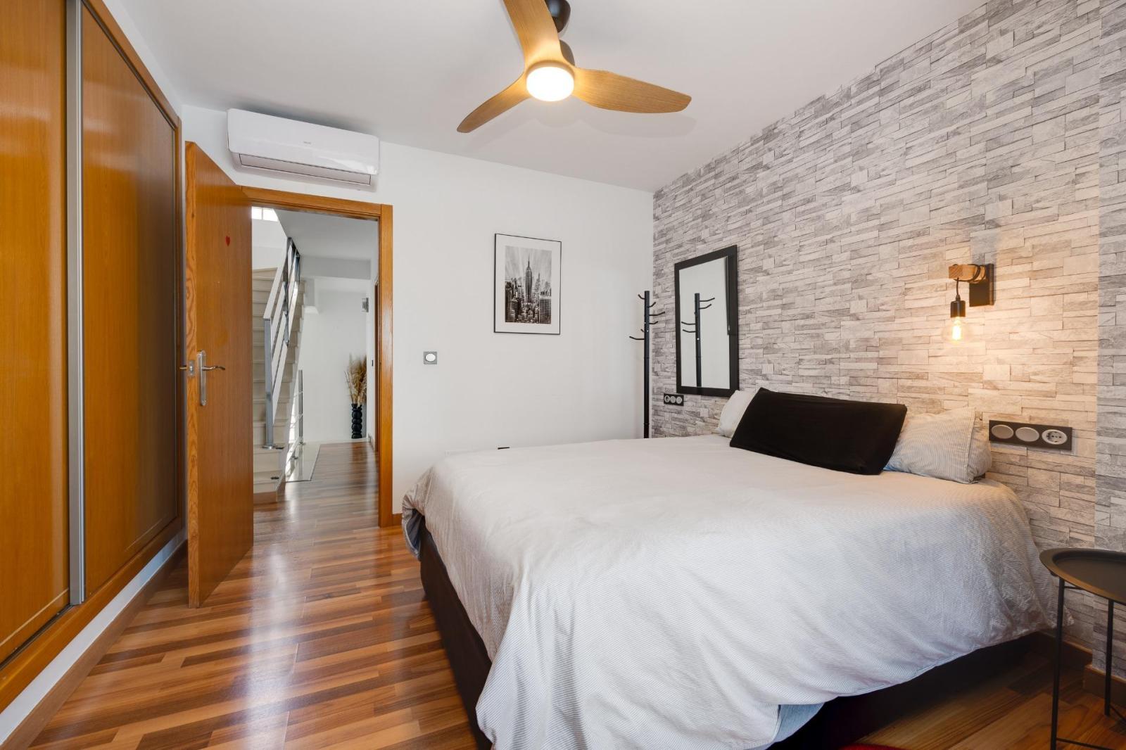 Chalet for Sale in Los Montesinos