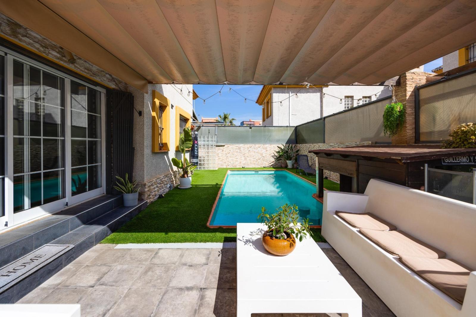 Chalet for Sale in Los Montesinos