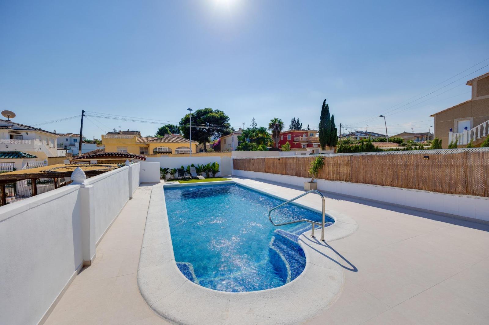 Chalet en Alquiler en Torrevieja
