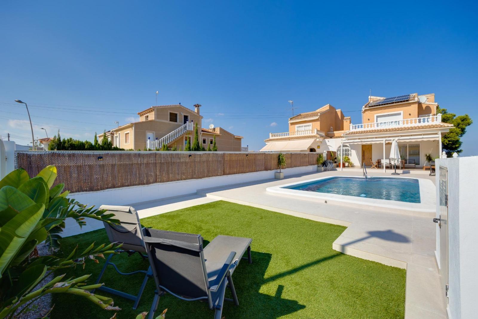 Chalet en Alquiler en Torrevieja