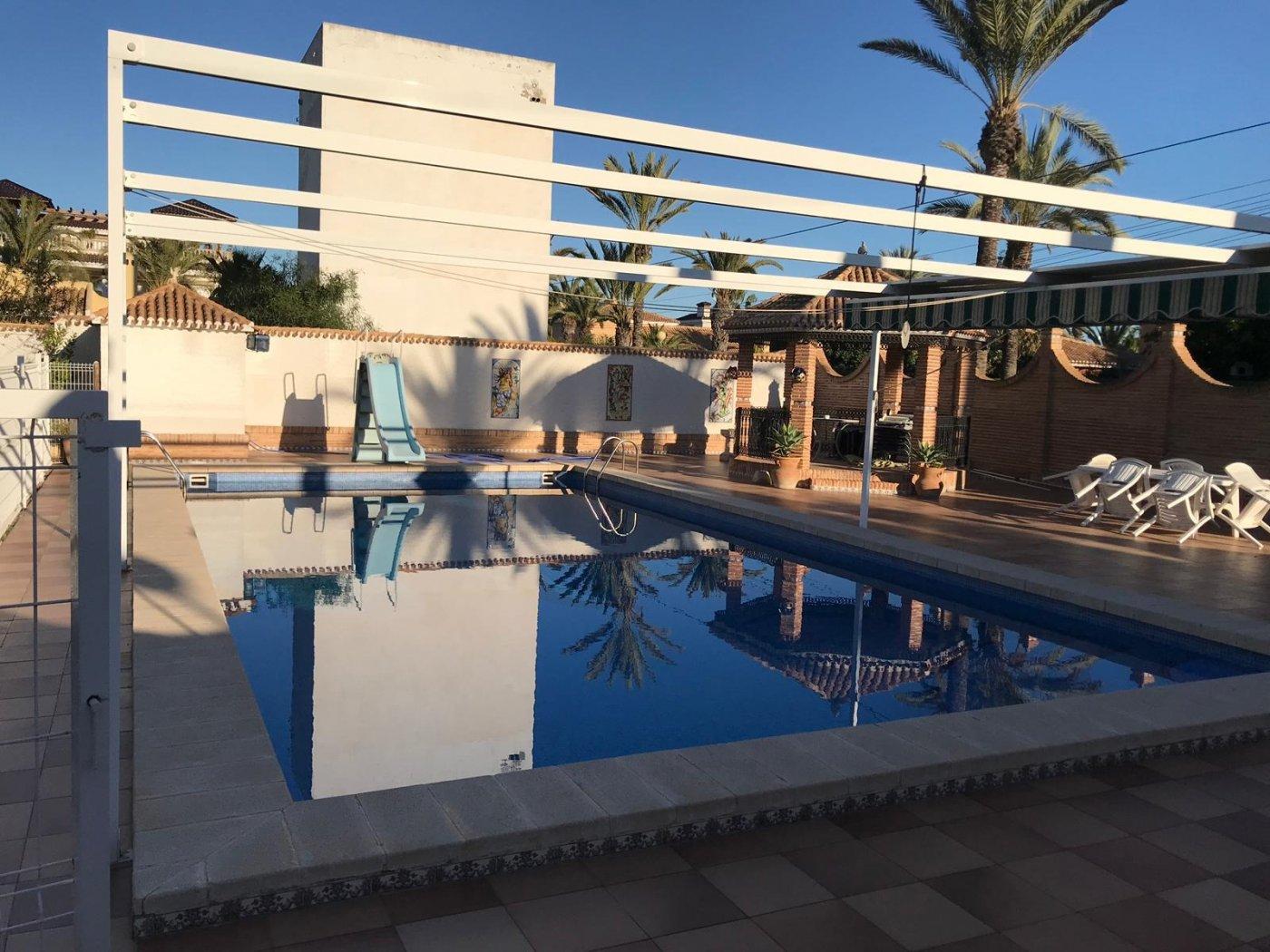 Villa en Venta en Orihuela